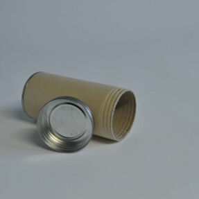 Tube carton avec filetage